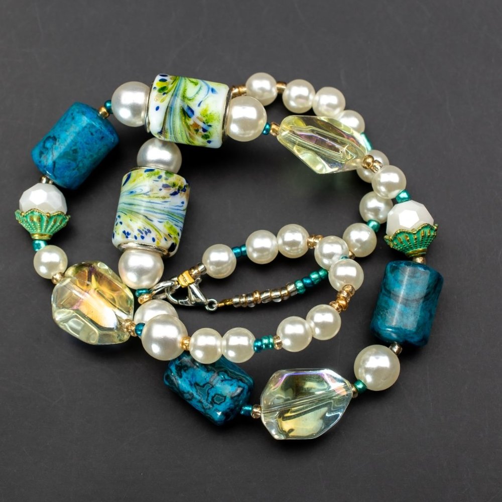 Colorful multi beads and pearl choker necklace, handmade y2k jewelry - Picture 6 of 12